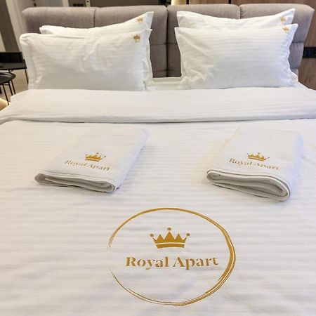 Royal Apartament On Voloshyna 2 Λβιβ Εξωτερικό φωτογραφία