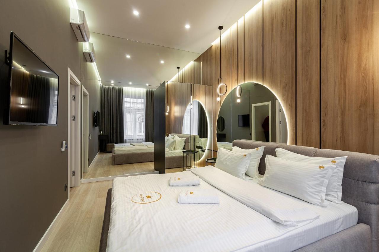 Royal Apartament On Voloshyna 2 Λβιβ Εξωτερικό φωτογραφία