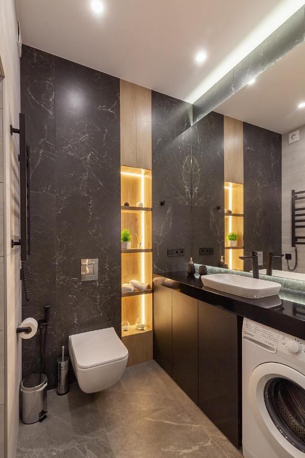 Royal Apartament On Voloshyna 2 Λβιβ Εξωτερικό φωτογραφία